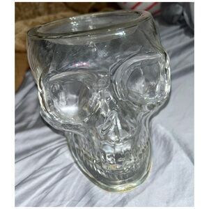 Bath and Body Works Light-Up Skull 3-Wick Candle Holder Decor